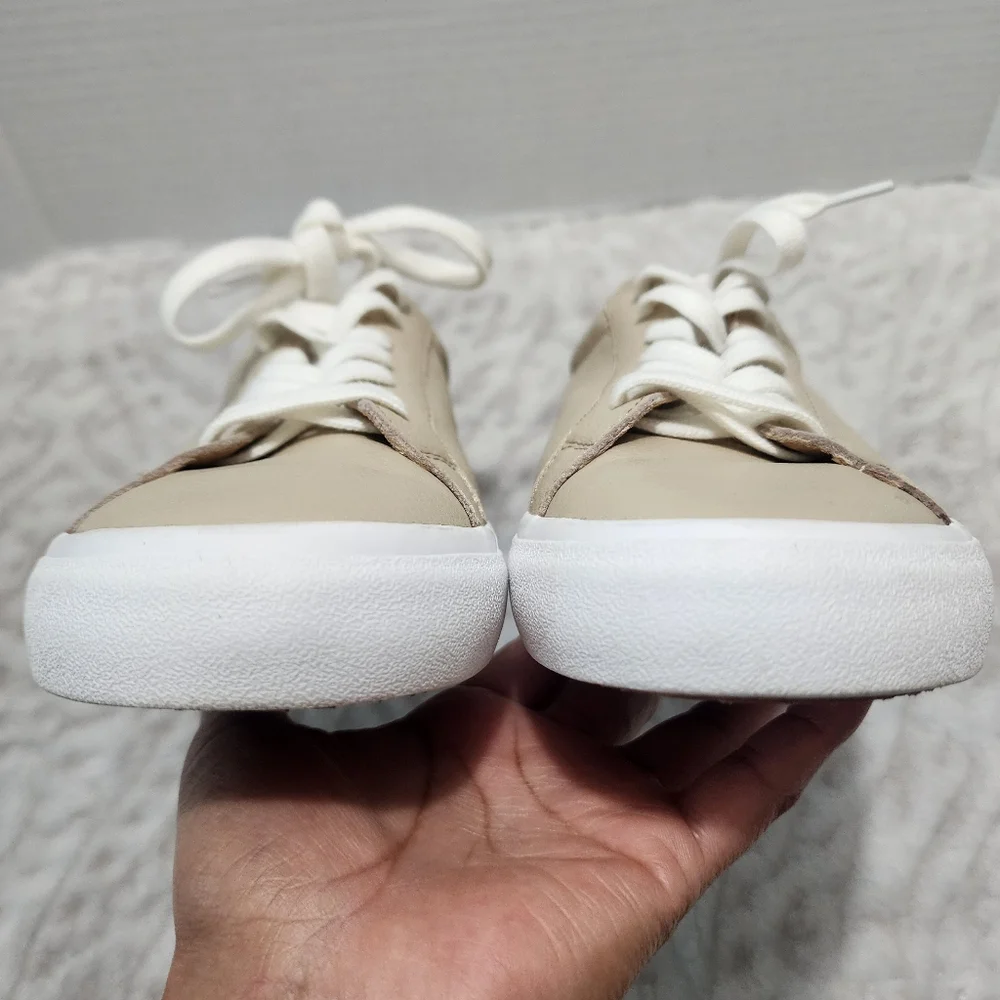 Lucky Brand Divahna Sneaker Women's Sz 8.5 Beige Pebbled Leather